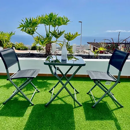 Amorio A Spacious Modern Getaway With A Private Heated Pool & Sea Views