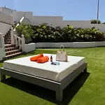 Amorio A Spacious Modern Getaway With A Private Heated Pool & Sea Views Costa Adeje (Tenerife)
