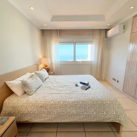 别墅 Amorio A Spacious Modern Getaway With A Private Heated Pool & Sea Views *